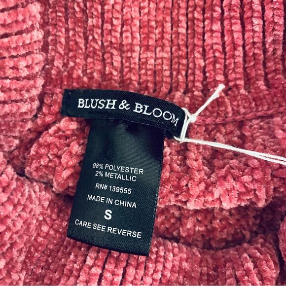 Blush & Bloom Chenille Cowl Neck Sweater Size Small - Picture 9 of 9